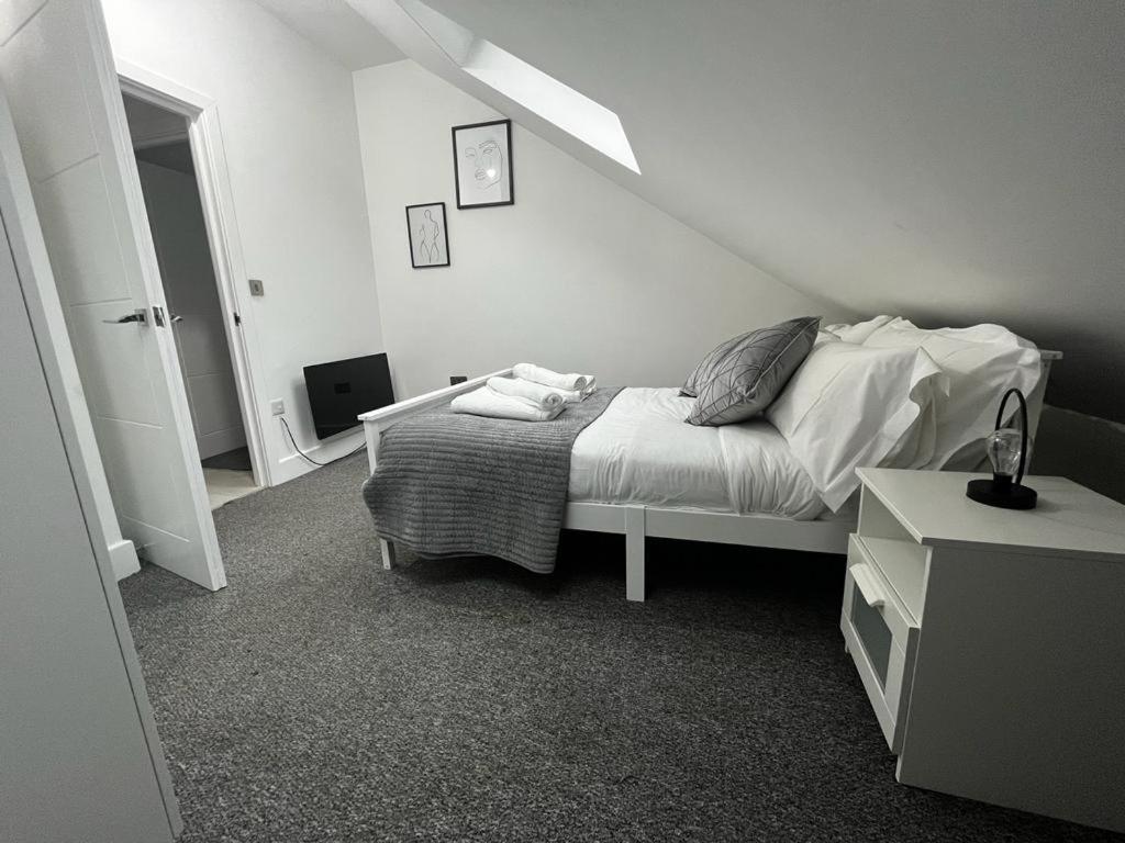 2 Bedroom Flat Λονδίνο Εξωτερικό φωτογραφία